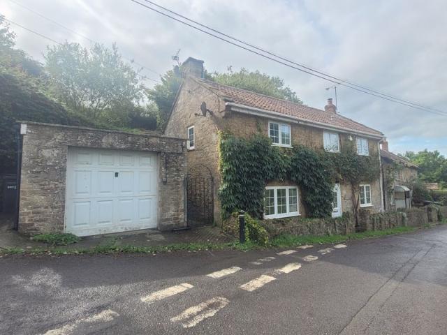 2 bed cottage to rent in Snails Hill, Crewkerne, TA18