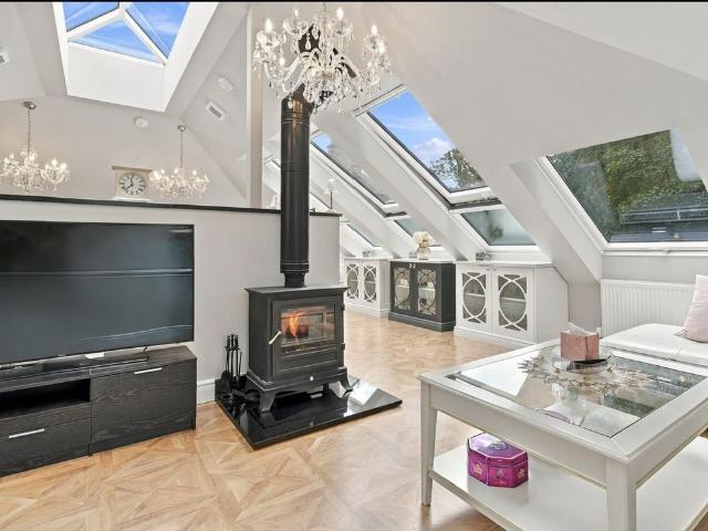 2 Bed Detached House, Elmwood Court, LS8