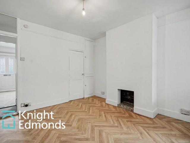 2 bed end of terrace house to rent in Kingsley Road, Maidstone, ME15