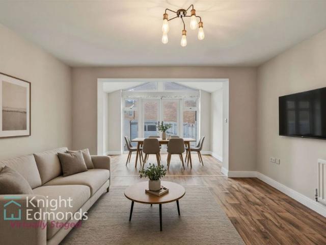 2 bed end of terrace house to rent in Trinity Way, Maidstone, ME15