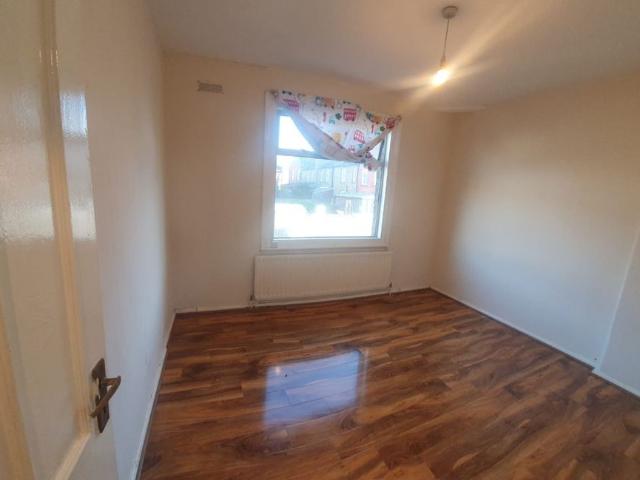 2 Bed End Terrace, Cowick Road, SW17