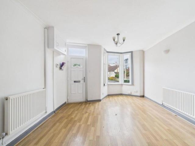 2 Bed End Terrace, Gloucester Road, BS16