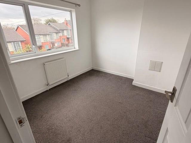 2 Bed End Terrace, Holt Road, CH41