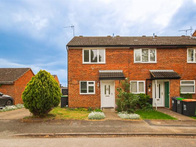 2 bed End Terrace House for Rent