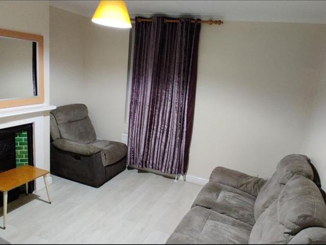 2 Bed End Terrace, Layton Road, TW3
