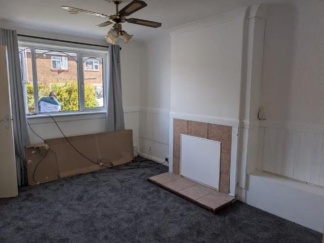 2 Bed End Terrace, Solway Road South, LU3