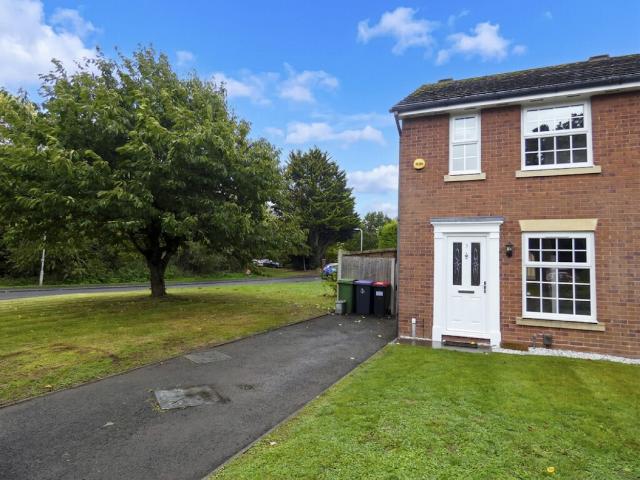 2 bed End Terraced House to Let