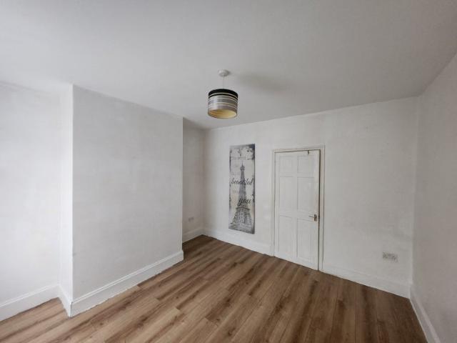 2 Bed Family House in Barnsley S70