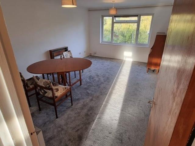 2 Bed Flat, Malzeard Road, LU3