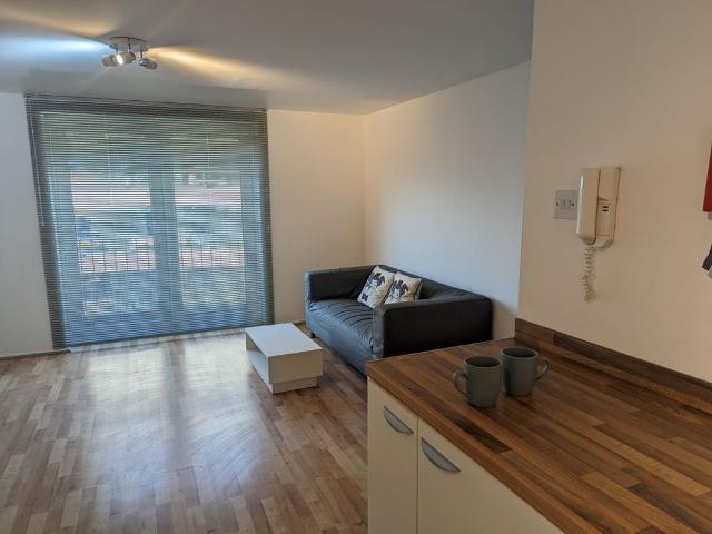 2 Bed Flat, Marquis Street, LE1