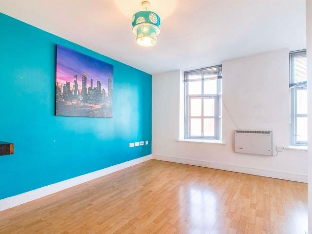 2 Bed Flat, Melbourne Street, LS27
