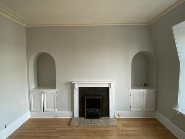 2 Bed Flat, Menzies Road, AB11