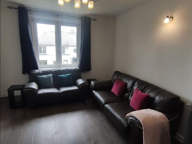 2 Bed Flat, Middlefield Place, AB24