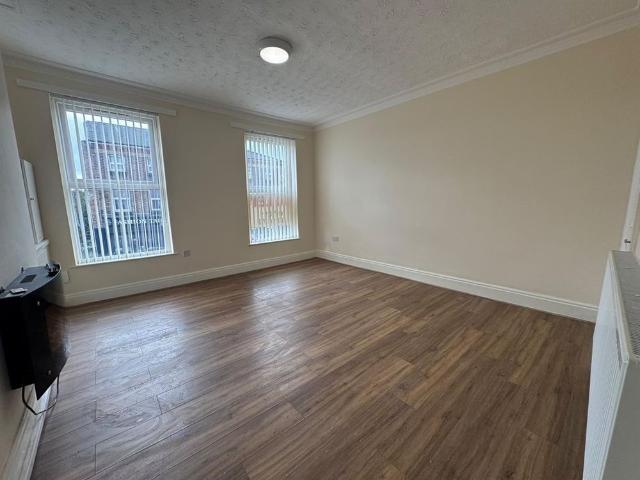 2 Bed Flat, Mill Street, L8