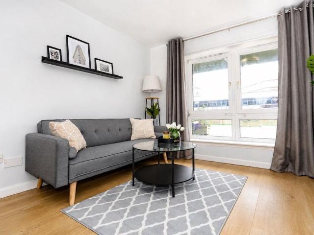 2 Bed Flat, Minerva Court, G3