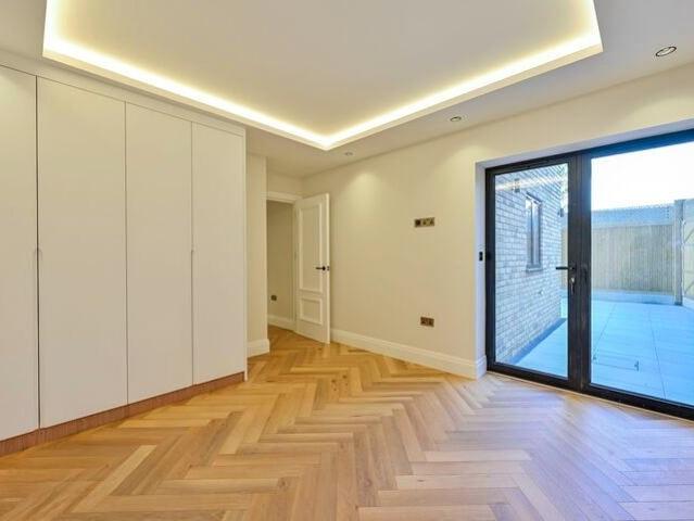 2 Bed Flat, Navy Rose Apartments, SM4