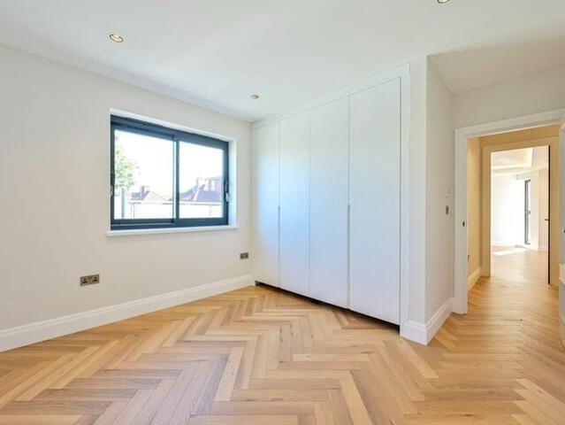 2 Bed Flat, Navy Rose Apartments, SM4