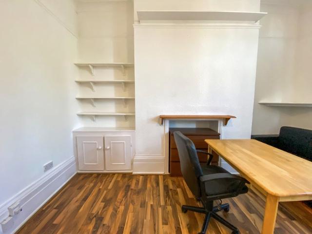 2 Bed Flat No Lounge Stroud Green N4