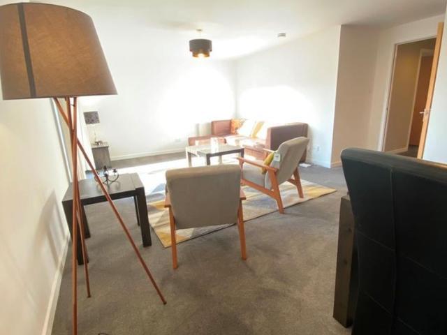 2 Bed Flat, North Pilrig Heights, EH6