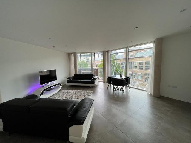 2 Bed Flat, Nottingham One, NG1