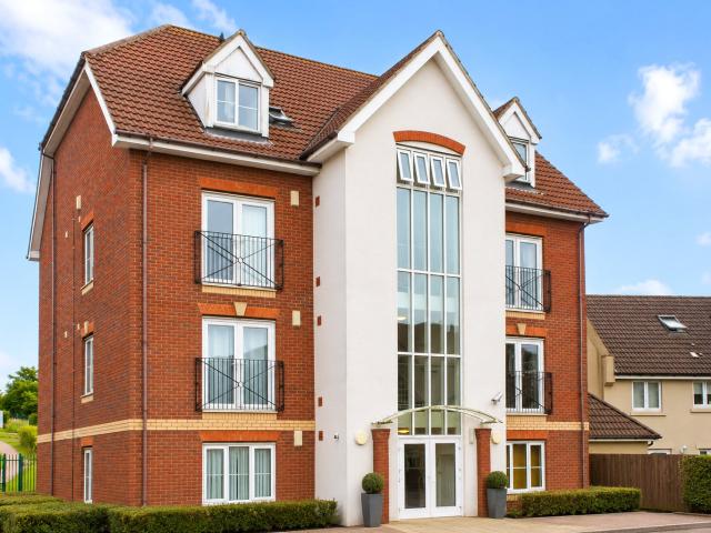 2 Bed flat Apartment to rent