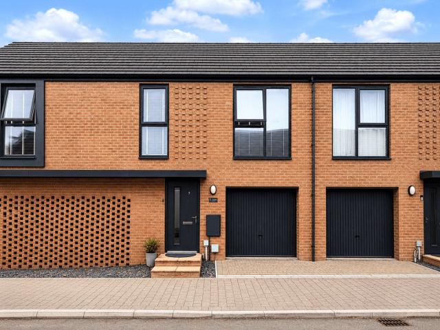 2 Bed flat Apartment to rent