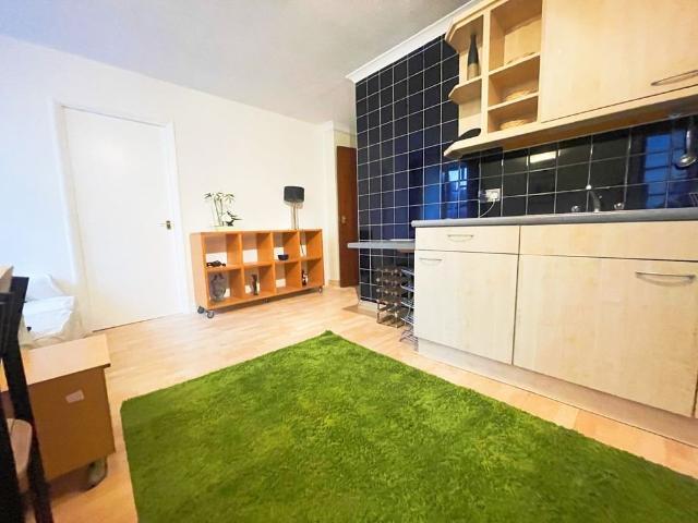 2 Bed Flat, Bell Street, G4