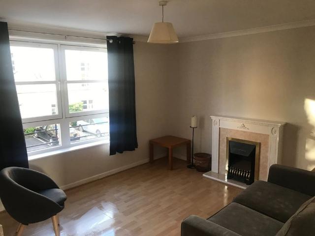 2 Bed Flat, Blandfield, EH7