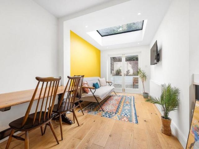 2 Bed Flat, Brixton, SW2
