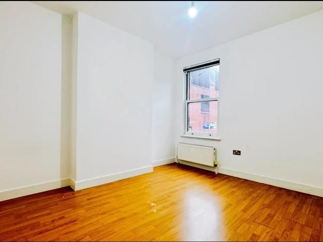 2 Bed Flat, Broad Lane, N15