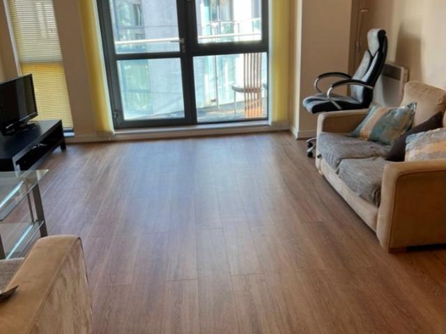 2 Bed Flat, Centenary Plaza, B1