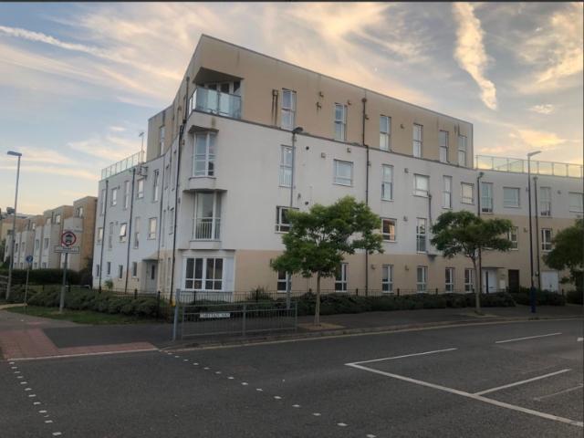 2 Bed Flat, Chieftain Way, CB4