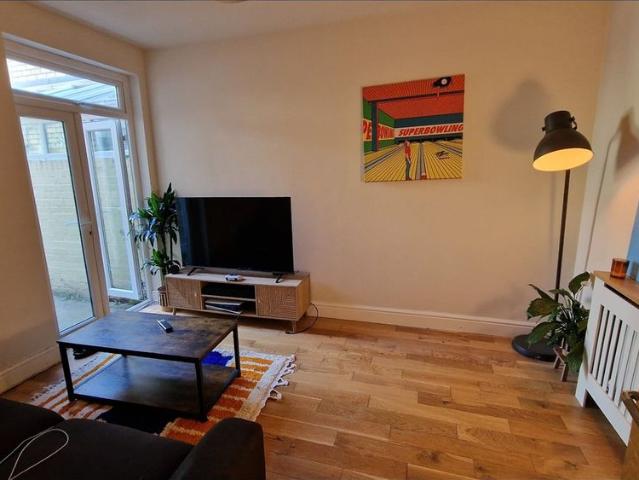 2 Bed Flat, Clift Road, BS3
