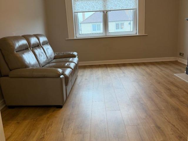 2 Bed Flat, Dunrod St, G32