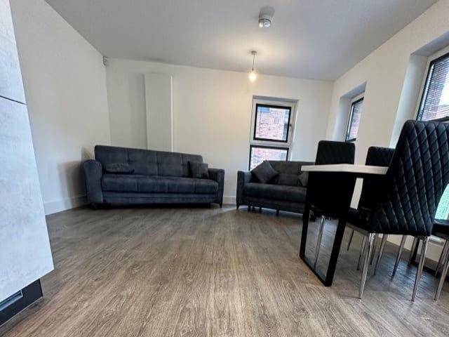2 Bed Flat, Festival Court, G51
