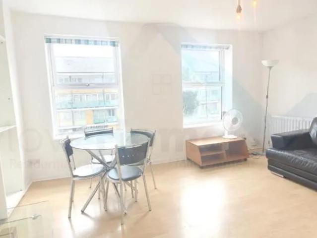 2 Bed Flat for RENT, N1 MoveHome