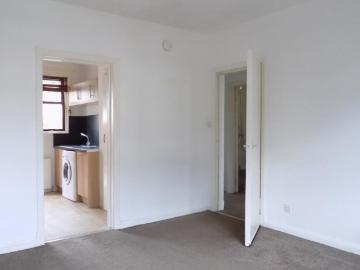 2 bed flat for rent in Dalkeith