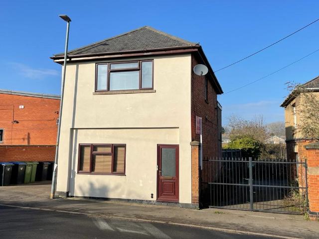 2 Bed Flat For Rent