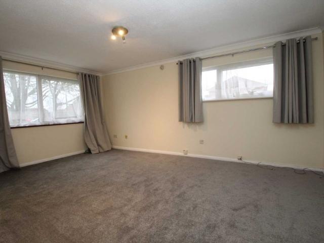 2 bed Flat for rent