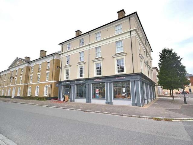 2 bed flat for sale