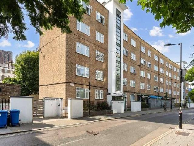 2 bed flat for sale