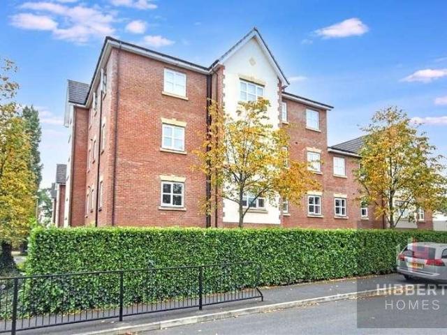 2 bed flat for sale