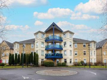 2 bed flat for sale
