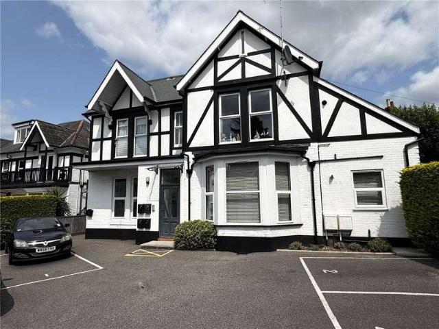 2 bed flat for sale