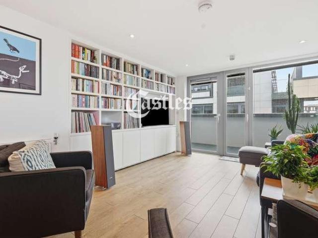 2 bed flat for sale