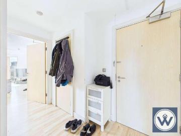 2 bed flat for sale
