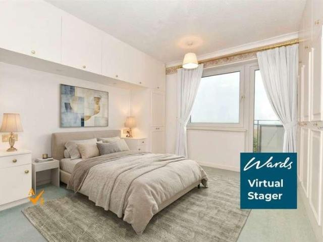 2 bed flat for sale