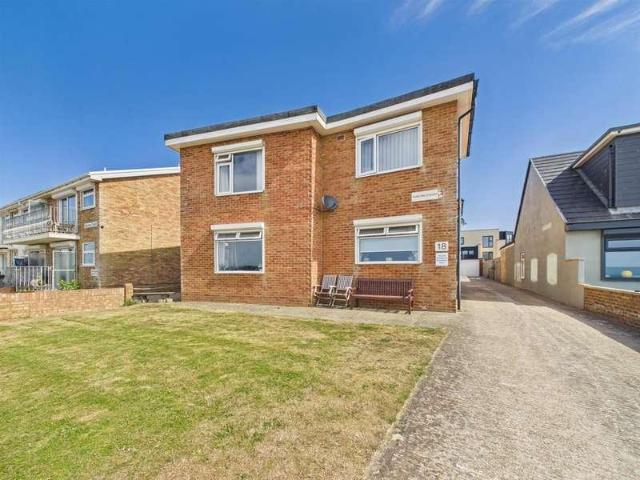 2 bed flat for sale
