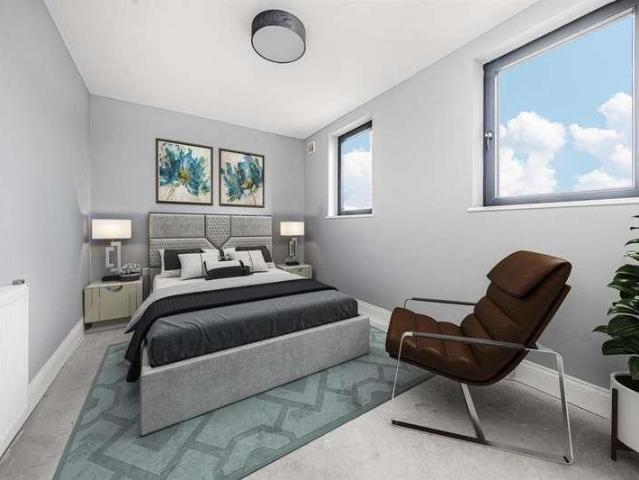 2 bed flat for sale