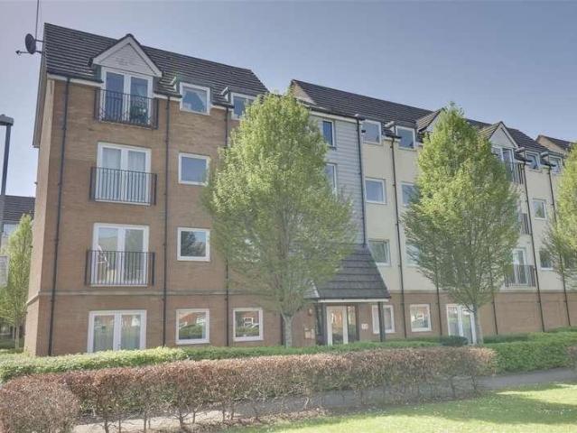 2 bed flat for sale